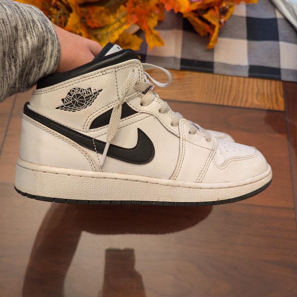 Used (great condition) Kids Air Jordan 1